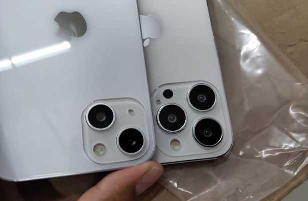 增城苹果手机维修分享iPhone 13‌机模长什么样 
